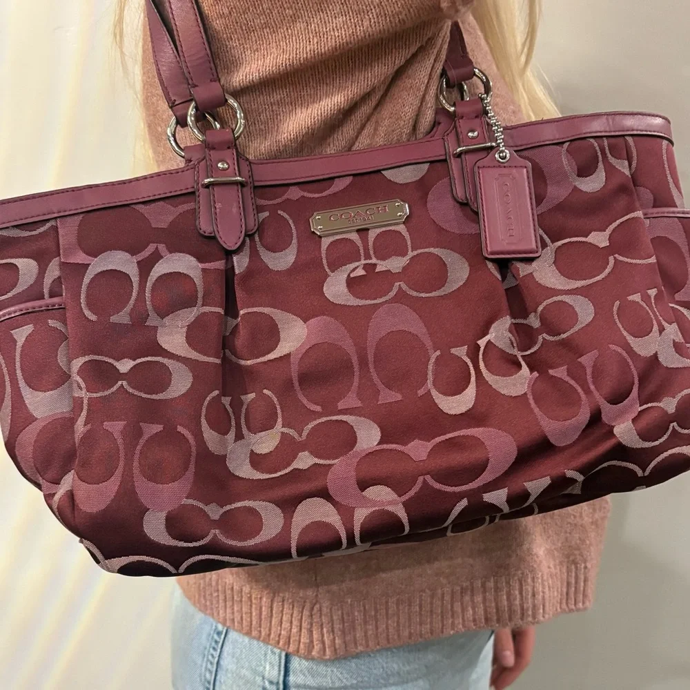 Coach Maroon Signature Shoulder Bag - Picture 2 of 4
